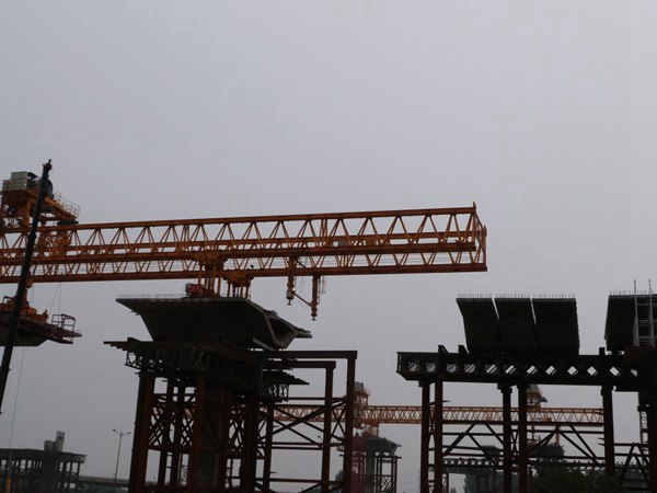 節(jié)段拼架橋機(jī)出租 節(jié)段拼架橋機(jī)出租